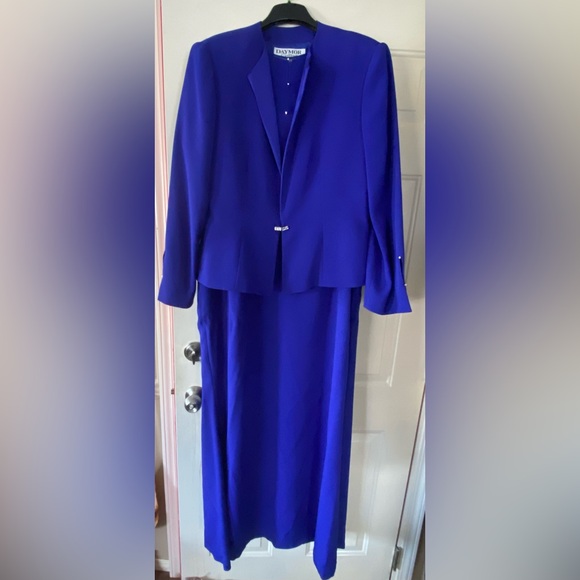 Elegant evening dress with matching jacket - Daymor Couture - Picture 2 of 6